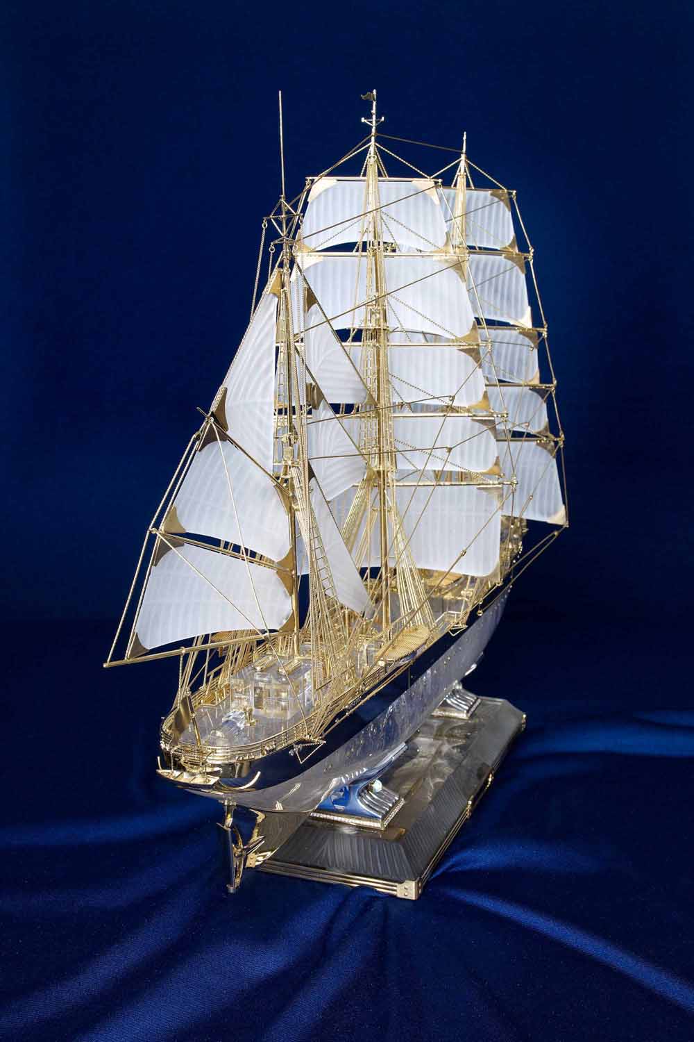 More pictures of the sailing ship Gorch Fock