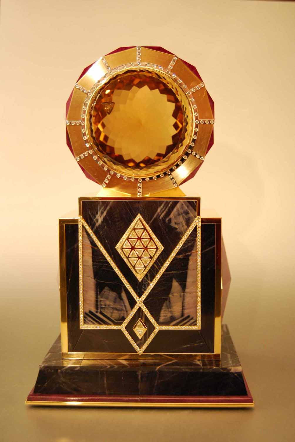 Pendule Mystérieuse